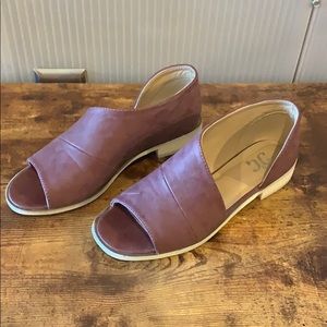 Purple/Berry d’Orsay flats